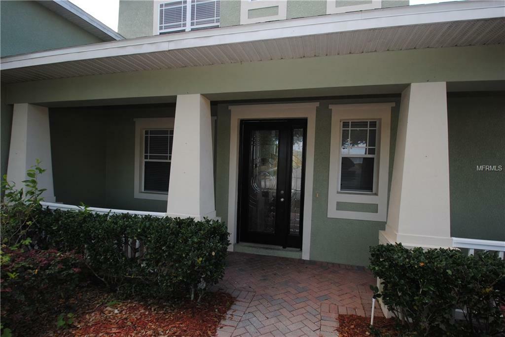 Property Photo:  2021 Southern Oak Loop  FL 34715 