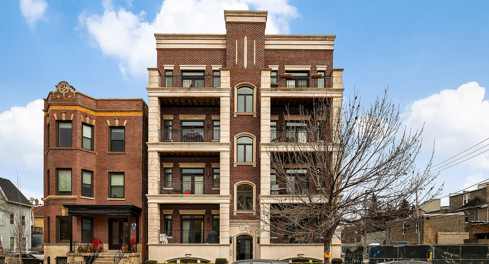 Property Photo: 3021 N Southport Avenue 4B IL 60657