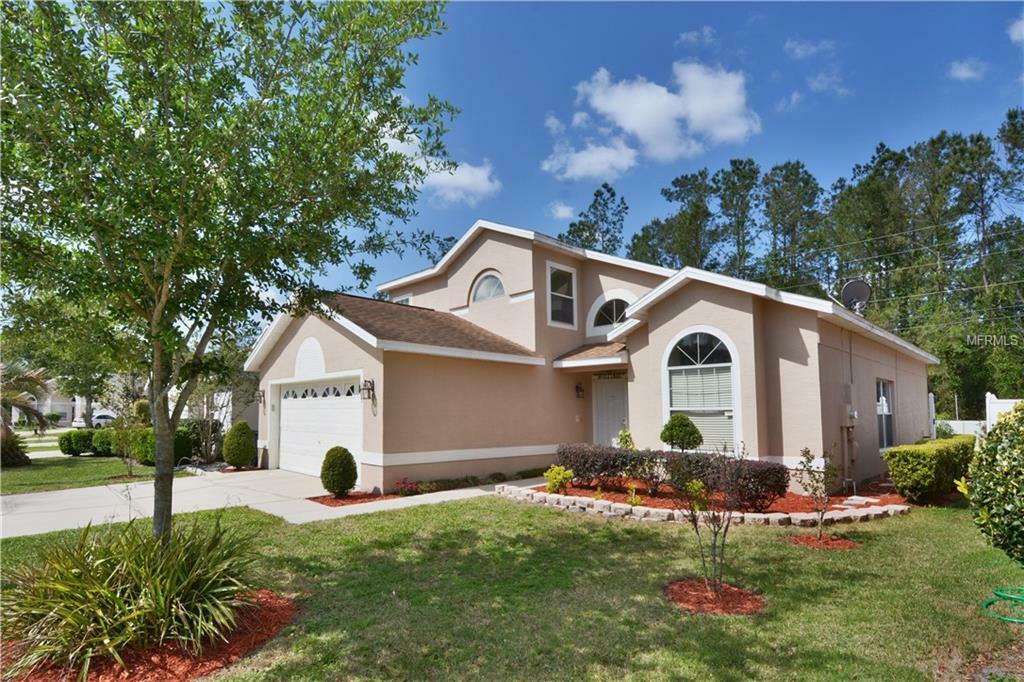 Property Photo:  617 Silver Birch Place  FL 32750 