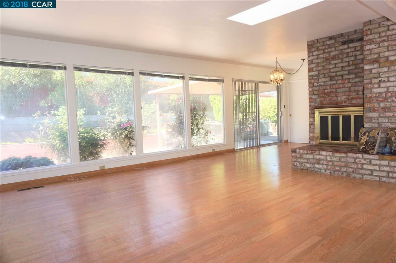 Property Photo: 2298 Johanna Ct CA 94564