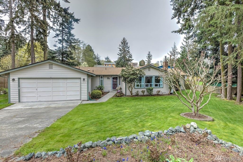 Property Photo:  1213 Independence Ct  WA 98277 