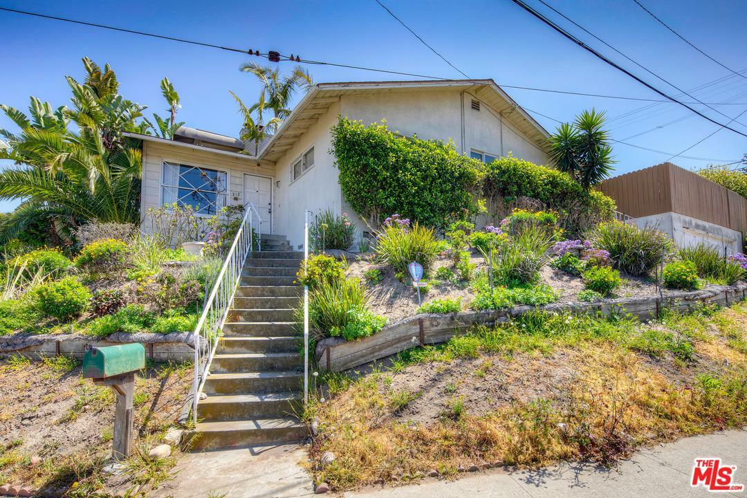 Property Photo:  312 W Manchester Ave  CA 90293 