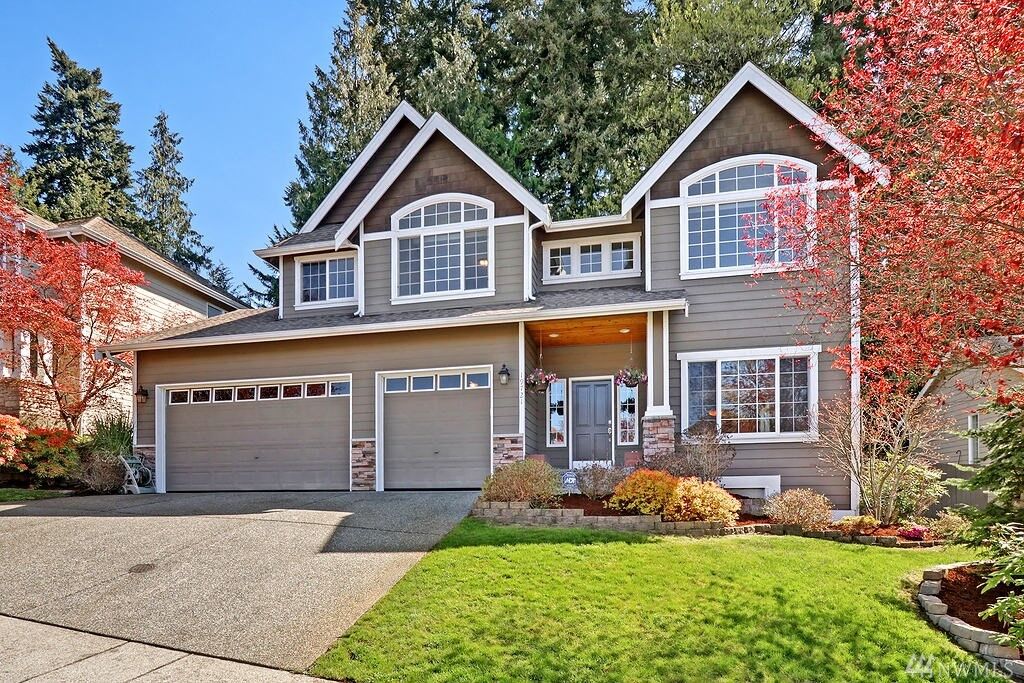 Property Photo:  19721  12th Avenue W  WA 98036 