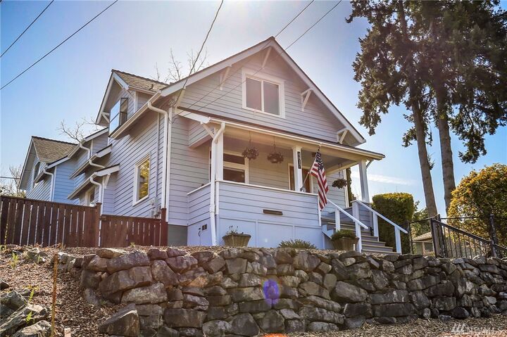 Property Photo: 4817 N Ferdinand St WA 98407