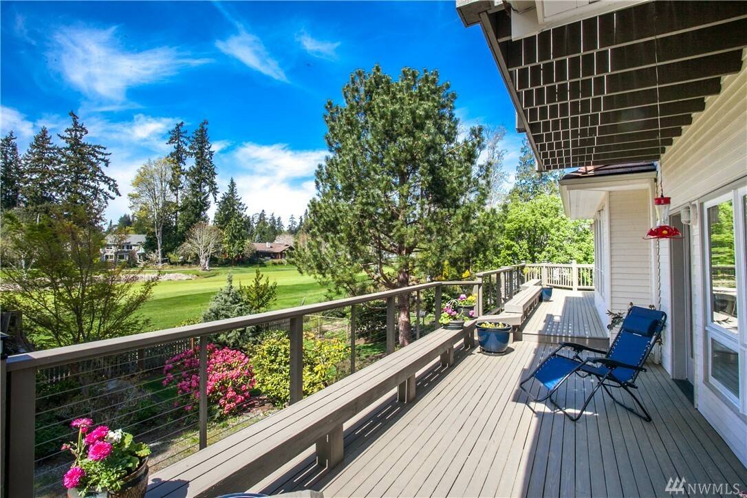 Property Photo:  1047 Aaron Ave  WA 98110 