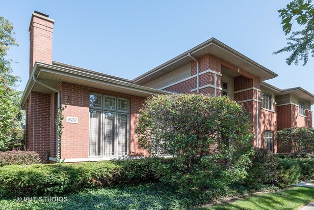 Property Photo:  529 S Chester Avenue  IL 60068 