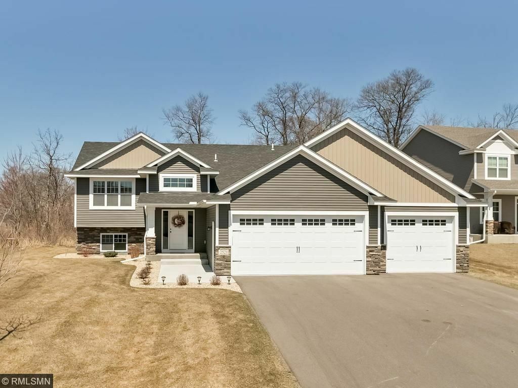 Property Photo:  2521 224th Avenue NW  MN 55011 