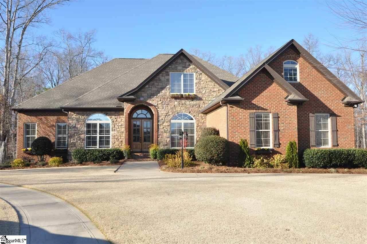 Property Photo:  203 New Castle Drive  SC 29334 