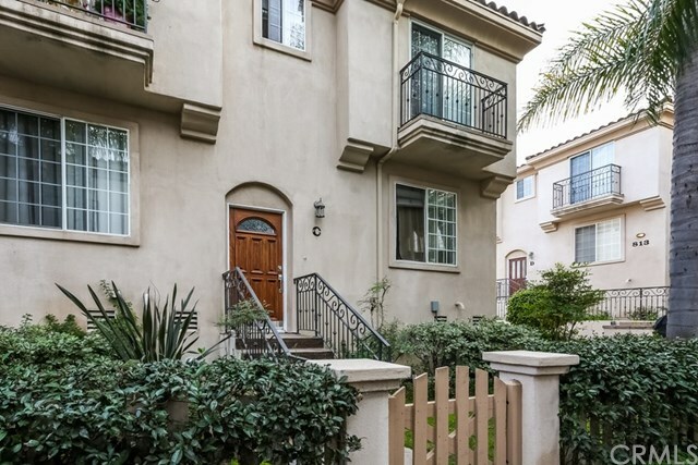 Property Photo:  815 Van Ness Avenue C  CA 90501 