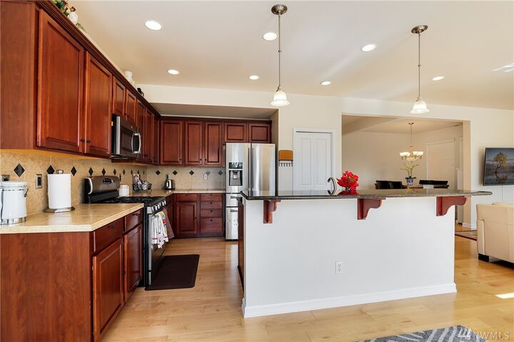 Property Photo:  3528 162nd Place SE  WA 98012 