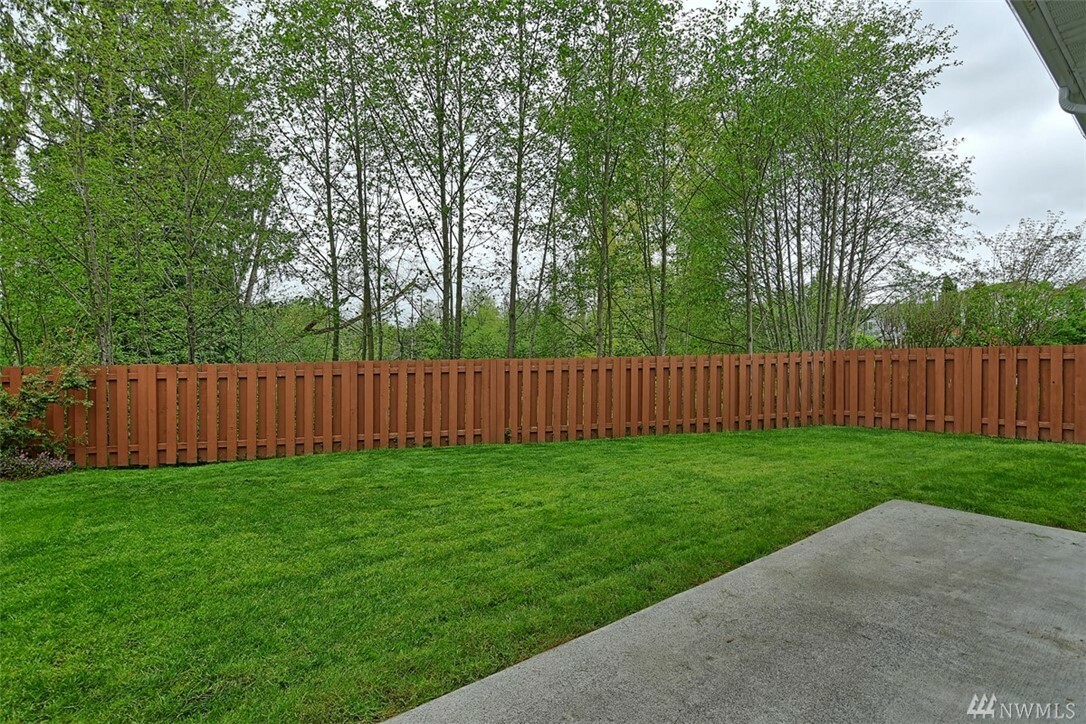 Property Photo:  2402 84th Ave NE  WA 98258 