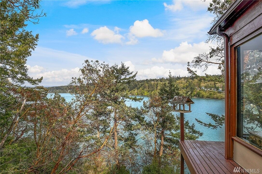 Property Photo: 13887 Polaris Point Lane WA 98221