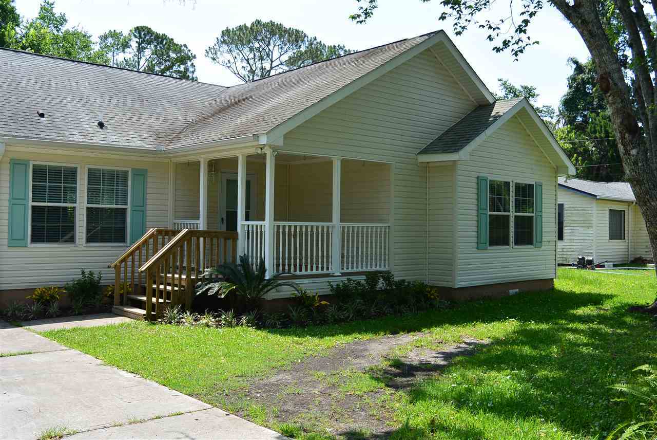 Property Photo:  2918 N Second Street  FL 32084 