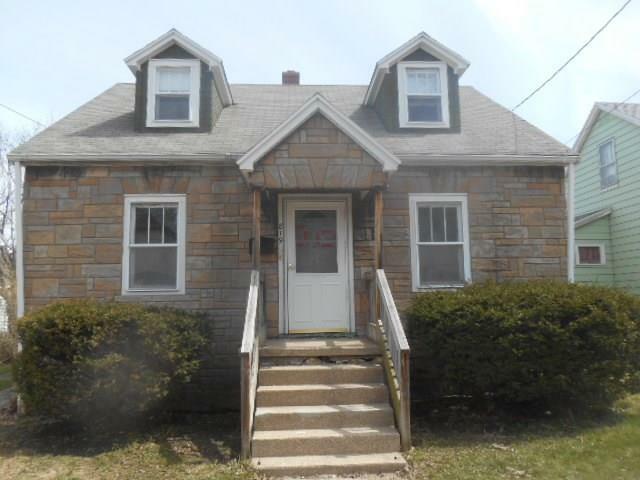 Property Photo:  819 Wayne Street  PA 16503 