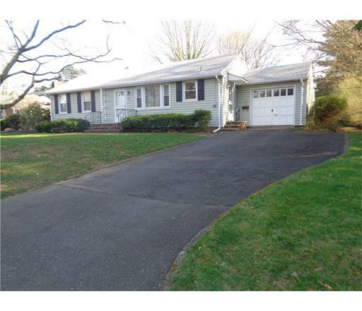 Property Photo:  17 Lawrence Brook Drive  NJ 08816 