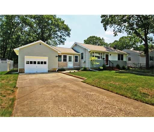 Property Photo:  80 Oak Street  NJ 08884 