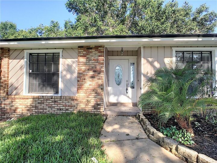 Property Photo:  9114 Floribunda Dr  FL 32818 