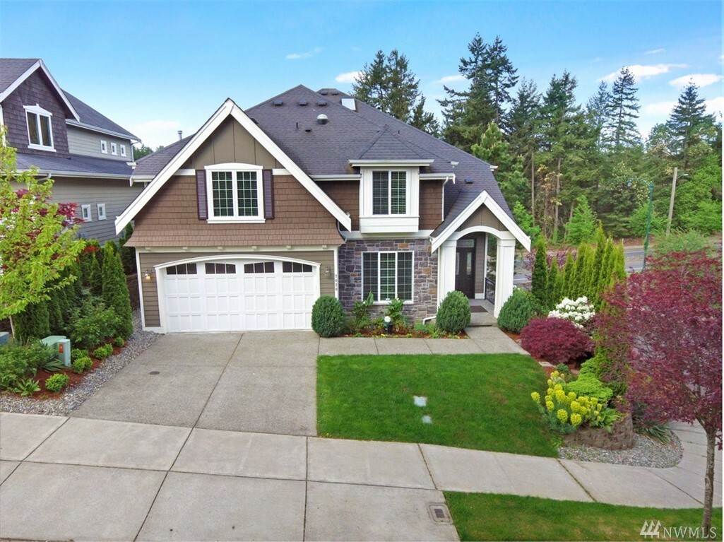 Property Photo:  7020 50th St W  WA 98467 