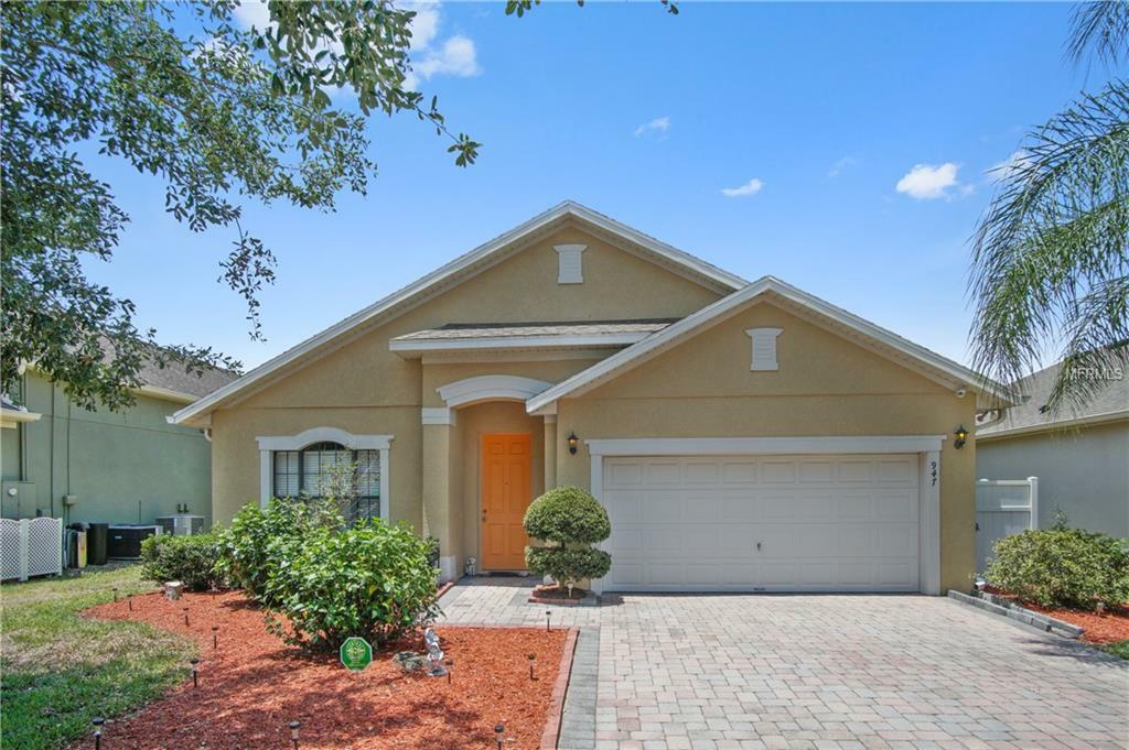 Property Photo:  947 Bridgeford Crossing Boulevard  FL 33837 