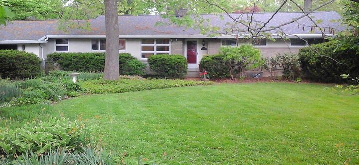 2444 Fishinger Road  Columbus OH 43221 photo