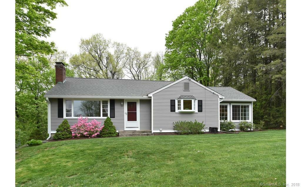 Property Photo:  586 Country Club Road  CT 06001 