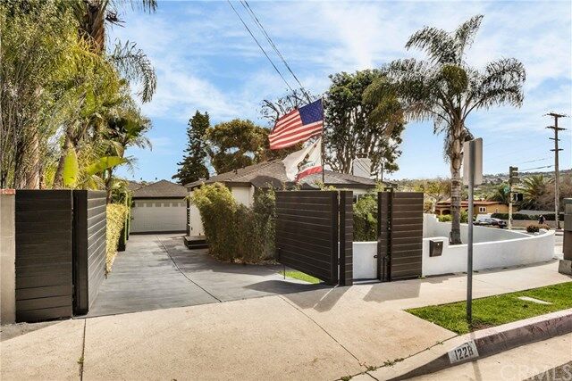 Property Photo: 1228 S Prospect Avenue CA 90277