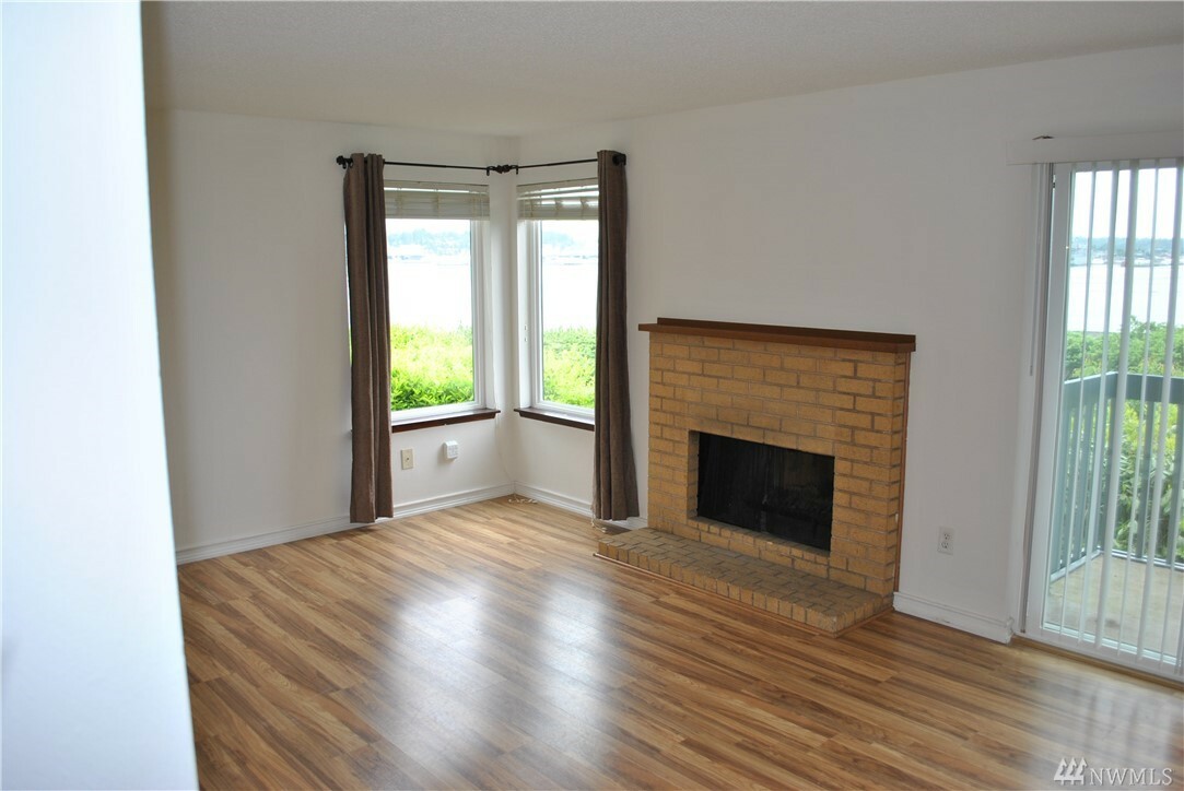 Property Photo: 103 Rockwell Ave B13 WA 98366