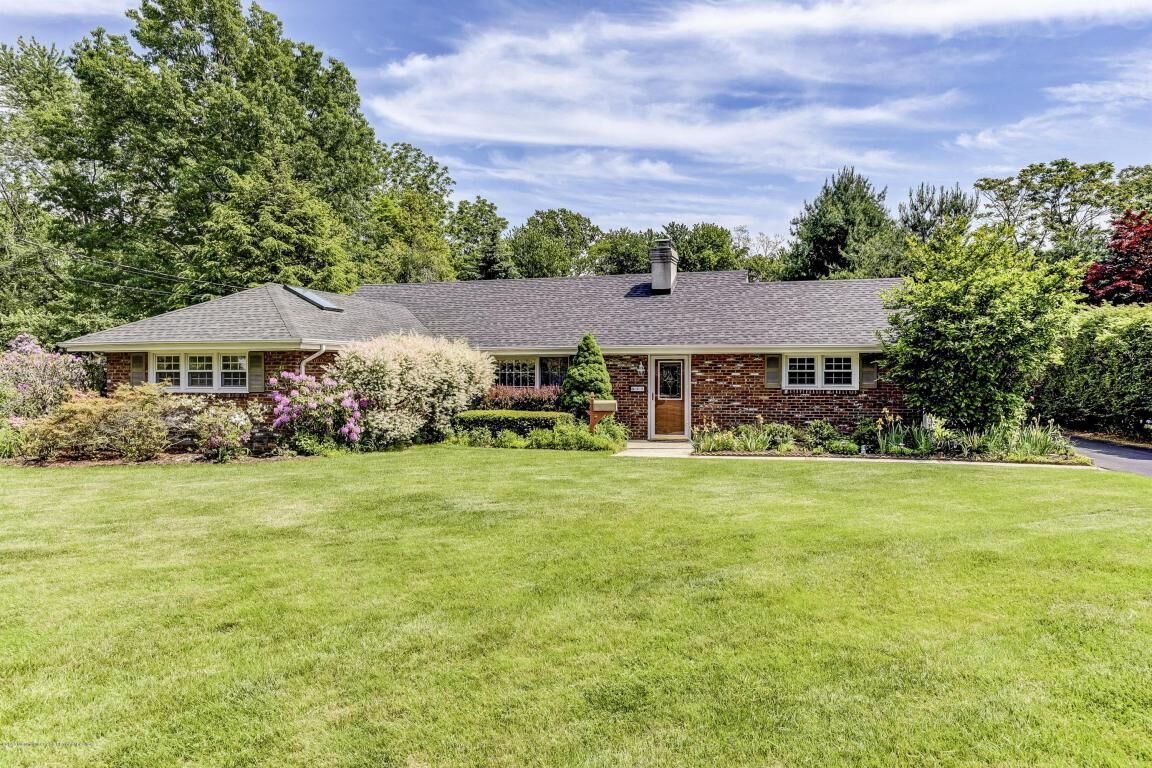Property Photo:  20 Rutledge Drive  NJ 07748 