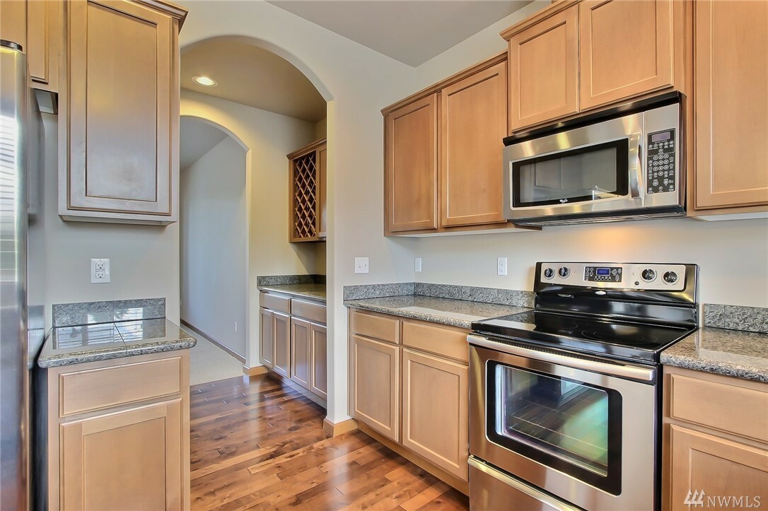 Property Photo: 8629 29th Wy SE WA 98513