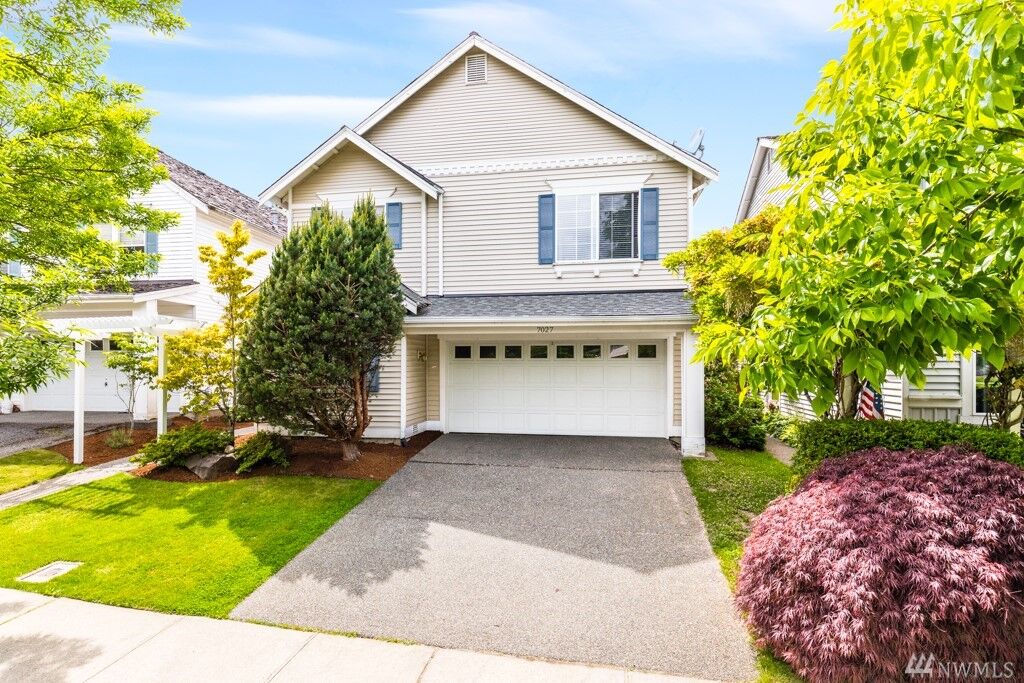 Property Photo:  7027 Autumn Ave SE  WA 98065 