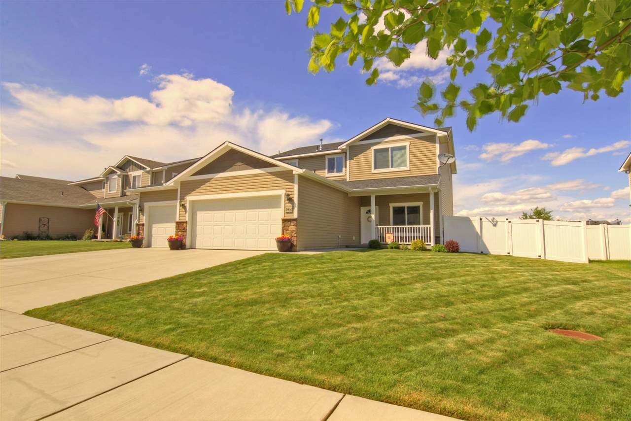 Property Photo: 9416 W January Dr WA 99004