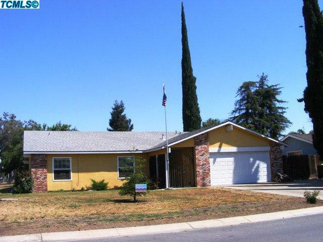 3636 W Coppola Avenue  Visalia CA 93277 photo