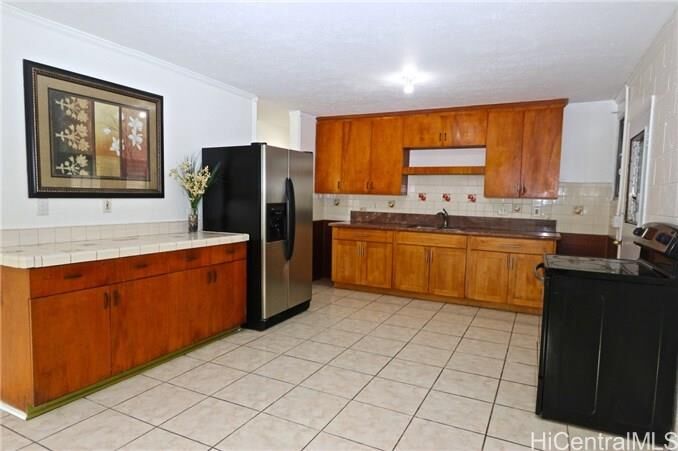 Property Photo: 94-471 Pilimai Street HI 96797