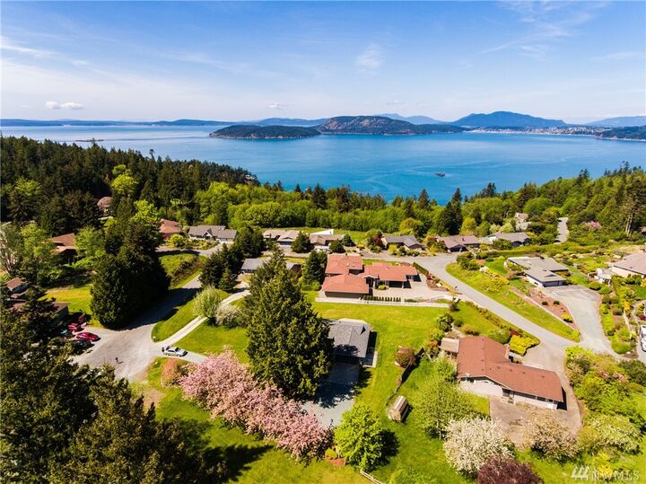 Property Photo: 14229 Hemlock Place WA 98221