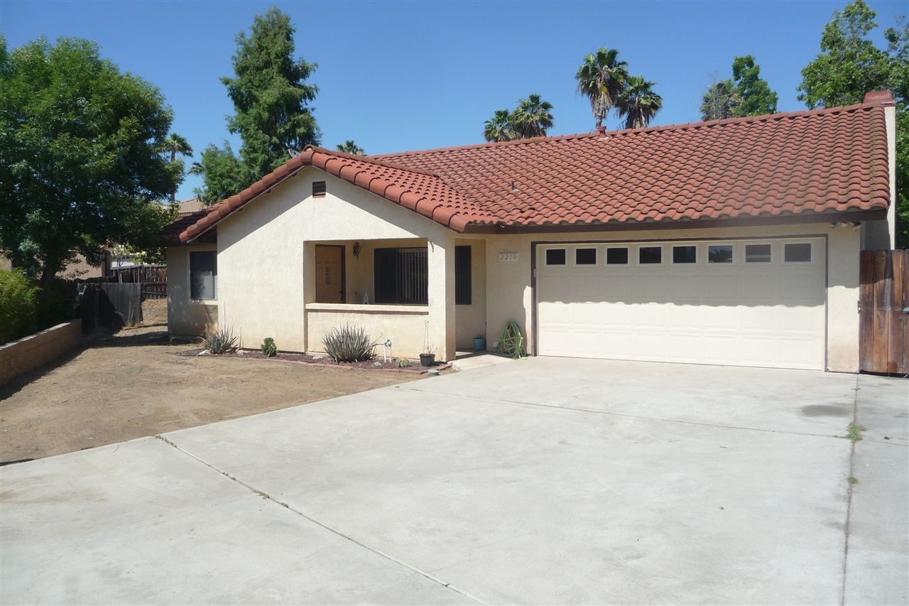 Property Photo: 2210 Avenida Del Diablo CA 92029