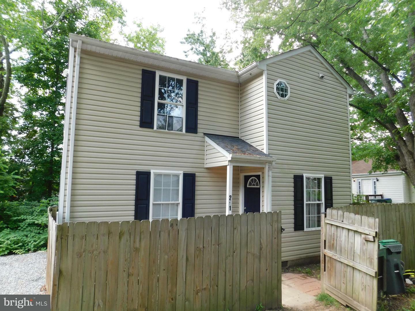 Property Photo:  241 Cambridge Street B  VA 22405 