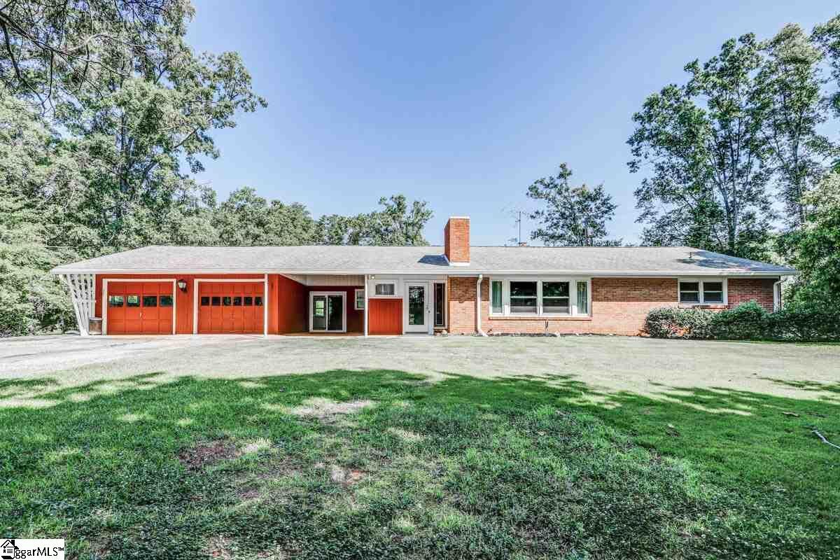 Property Photo:  146 Briar Patch Road  SC 29621-1437 