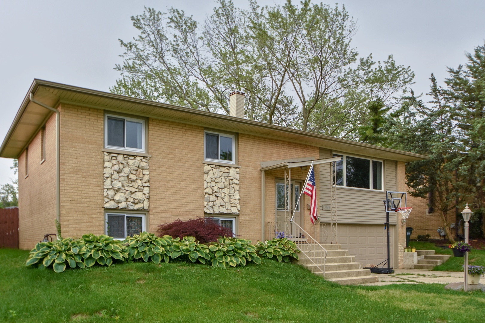 Property Photo:  15209 Pine Drive  IL 60452 