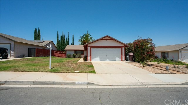 Property Photo:  23156 Sonnet Drive  CA 92557 