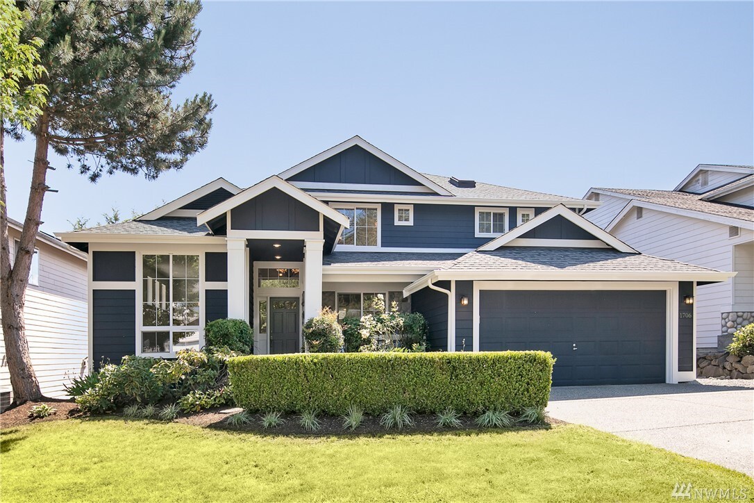 Property Photo: 1706 232nd Ave NE WA 98074