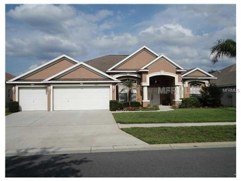 Property Photo: 4409 Maren Trace Lane FL 33596