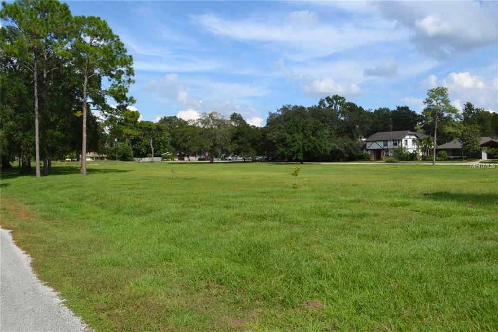 Property Photo:  461 Sanford Avenue  FL 32750 