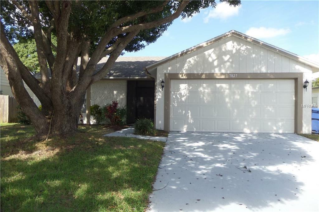 Property Photo:  7827 Adelaide Loop  FL 34655 