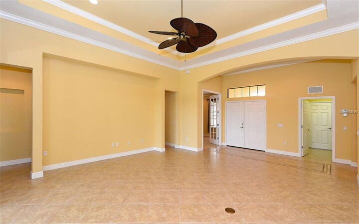 Property Photo:  13970 Siena Loop  FL 34202 