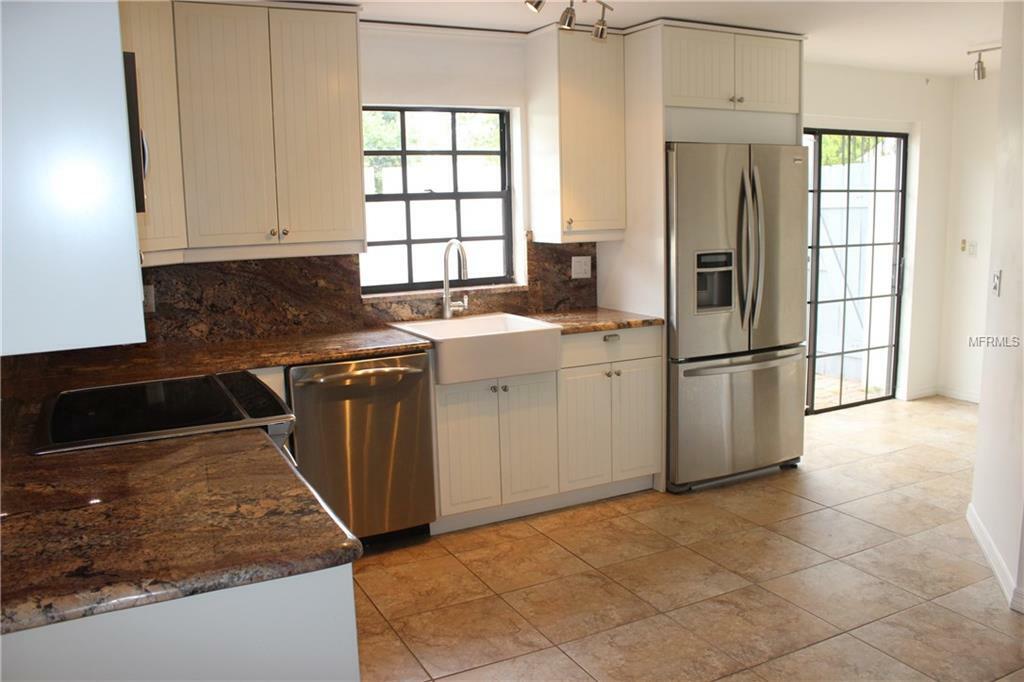 Property Photo:  18714 Wimbledon Circle 18714  FL 33558 