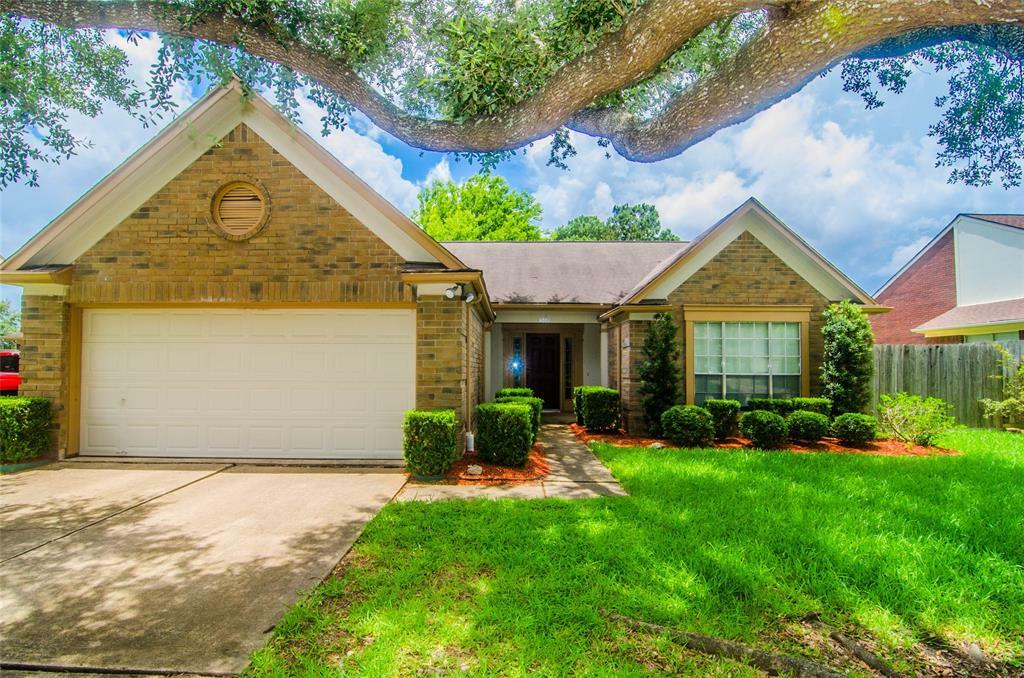 Property Photo:  4004 Spring Branch Drive  TX 77584 
