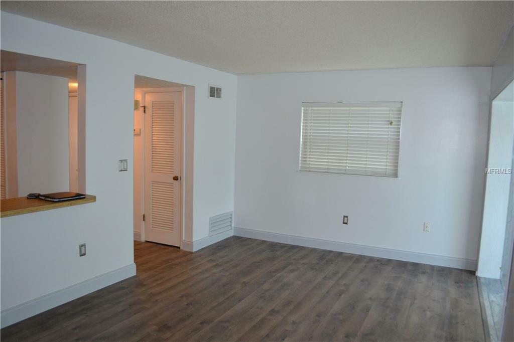 Property Photo:  878 Town Circle  FL 32751 