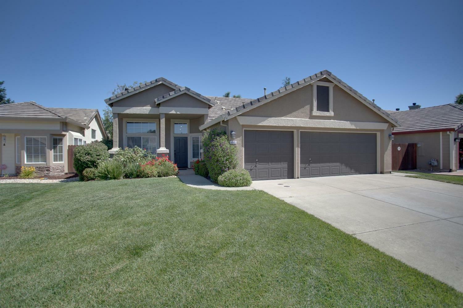 Property Photo:  6641 Kenbridge Street  CA 95758 