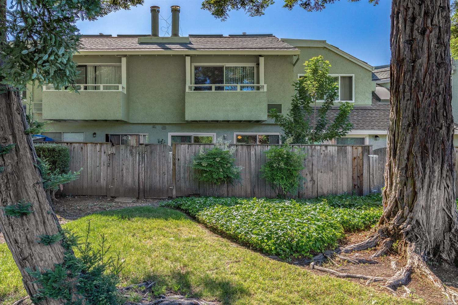 570 Racquet Club Circle  Rohnert Park CA 94928 photo