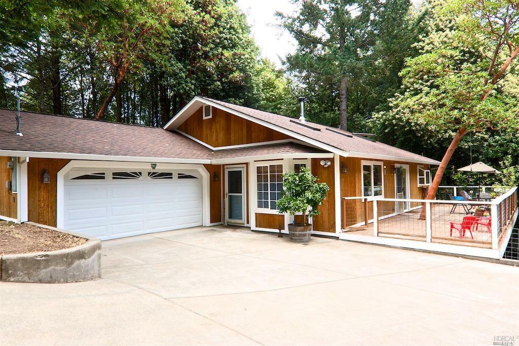 Property Photo:  25189 Blue Jay Place  CA 95490 